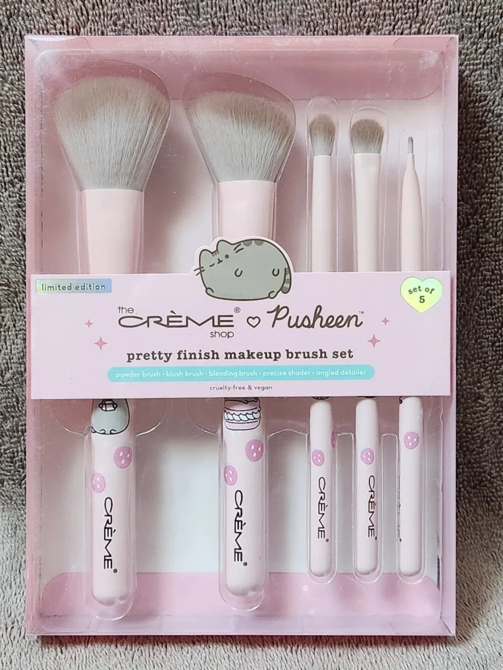THE CREME SHOP - PUSHEEN Pretty Finish Makeup Brush Set - NEW
